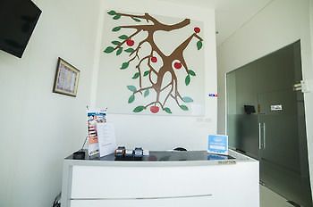 ホテルAiry Syariah Pemurus Baru Bumi Mas Raya 25 Banjarmasin バンジ ャ ルマシン エクステリア 写真